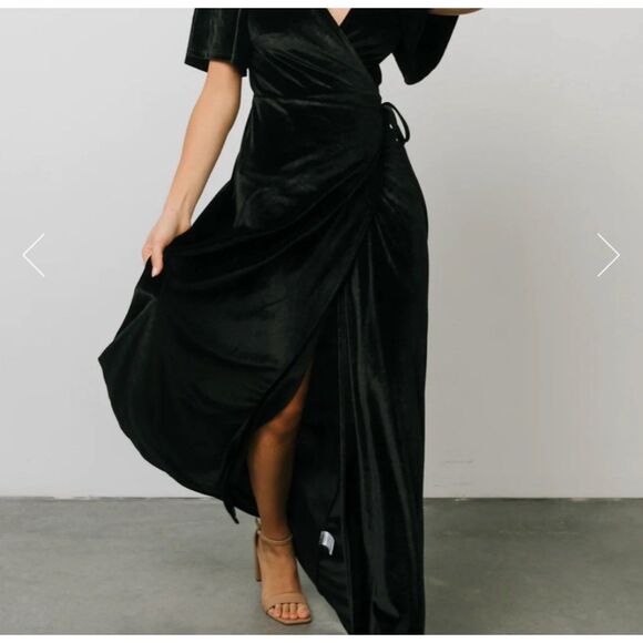 Baltic Born Dresses & Skirts - Baltic Born Meghan Velvet Wrap Maxi Dress in black size XL Wedding Prom Witchy